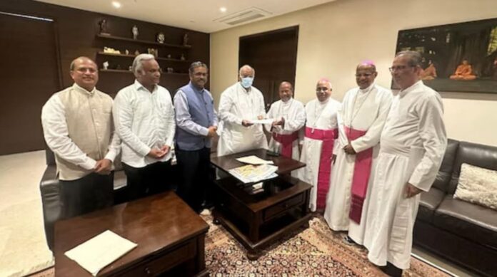 kharage-meetings-freedom-act-reservation-demand